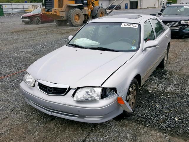 1YVGF22E425299817 - 2002 MAZDA 626 LX SILVER photo 2