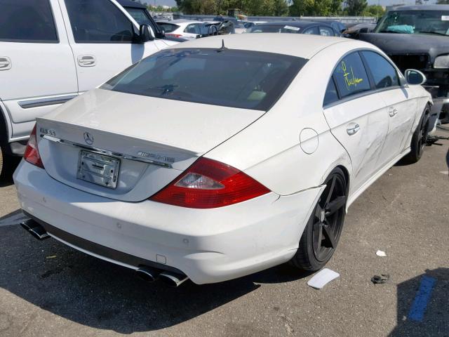 WDDDJ76XX6A057603 - 2006 MERCEDES-BENZ CLS 55 AMG WHITE photo 4