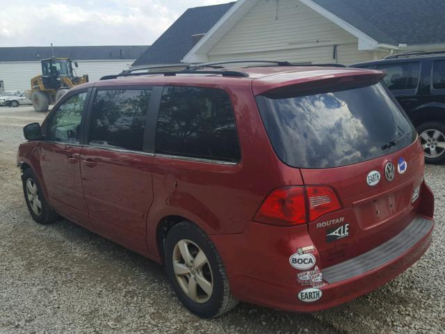 2V8HW34149R517492 - 2009 VOLKSWAGEN ROUTAN SE RED photo 3