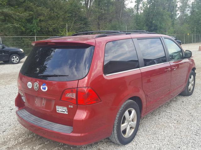 2V8HW34149R517492 - 2009 VOLKSWAGEN ROUTAN SE RED photo 4