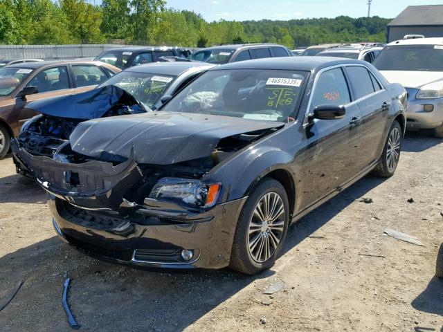 2C3CCAJT0CH137267 - 2012 CHRYSLER 300 S BLACK photo 2