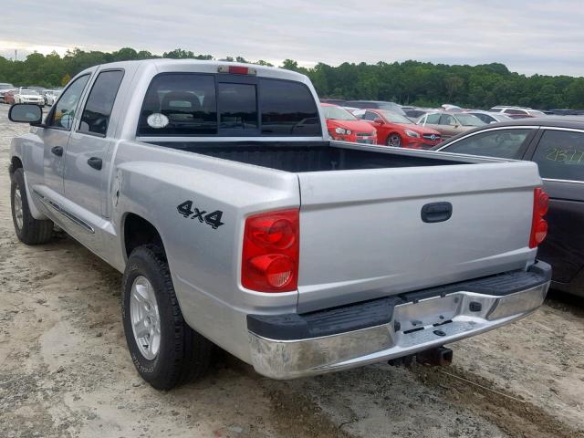 1D7HW58N06S507479 - 2006 DODGE DAKOTA QUA SILVER photo 3