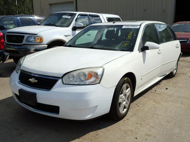 1G1ZT68NX7F159934 - 2007 CHEVROLET MALIBU MAX WHITE photo 2