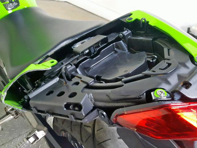 JKAEX8A1XEA001465 - 2014 KAWASAKI EX300 A GREEN photo 16