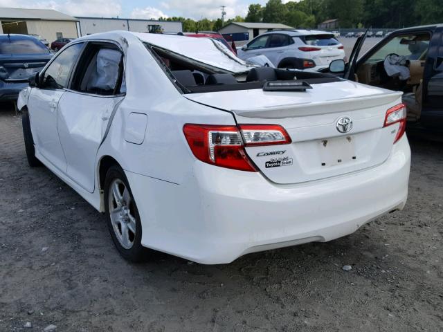 4T1BF1FK3CU163465 - 2012 TOYOTA CAMRY BASE WHITE photo 3