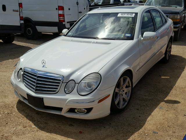 WDBUF56X97A994152 - 2007 MERCEDES-BENZ E 350 WHITE photo 2