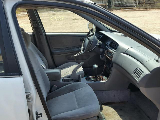 1N4DL01D1WC116766 - 1998 NISSAN ALTIMA XE WHITE photo 5