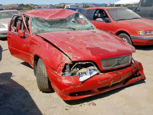 YV1LS5570W1513529 - 1998 VOLVO S70 RED photo 1