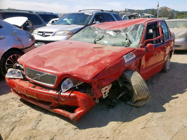 YV1LS5570W1513529 - 1998 VOLVO S70 RED photo 2