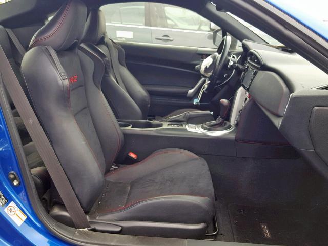 JF1ZCAC17H8603555 - 2017 SUBARU BRZ 2.0 LI BLUE photo 5