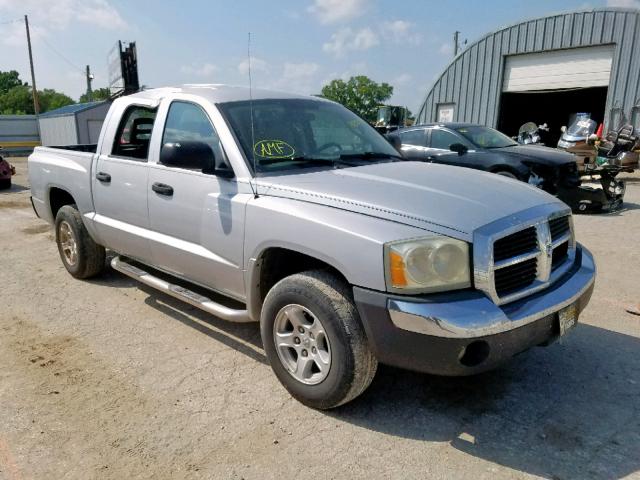 1D7HE48K85S142437 - 2005 DODGE DAKOTA QUA GRAY photo 1