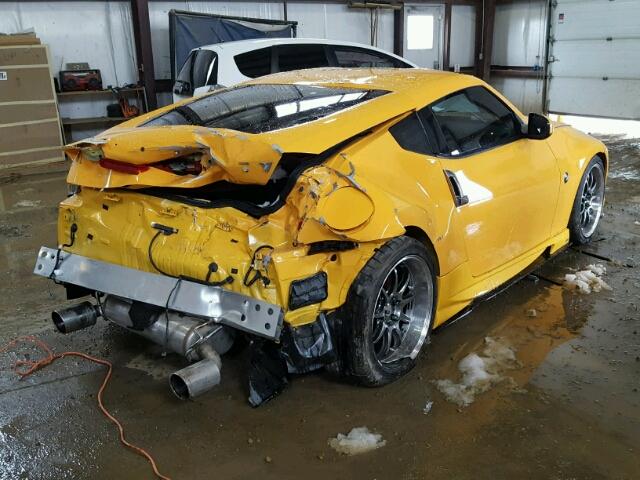 JN1AZ4EH4JM570273 - 2018 NISSAN 370Z BASE YELLOW photo 4