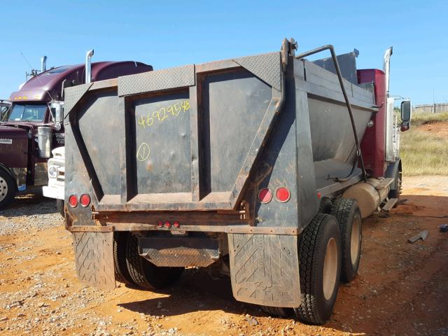 1FUJAPCK67DY23485 - 2007 FREIGHTLINER CONVENTION MAROON photo 4