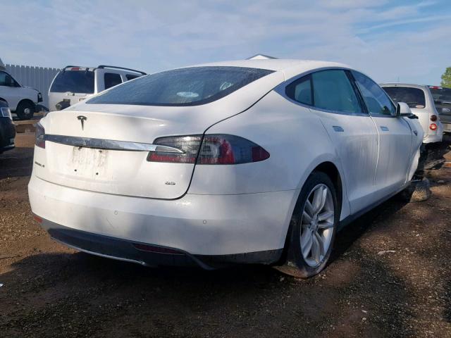 5YJSA1H18EFP44964 - 2014 TESLA MODEL S WHITE photo 4