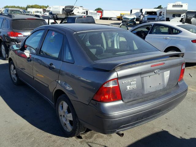 1FAFP34N67W150155 - 2007 FORD FOCUS ZX4 GRAY photo 3