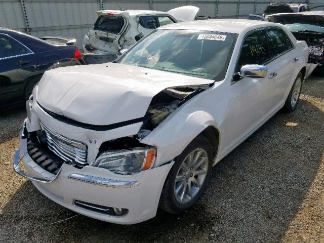 2C3CA5CG5BH533450 - 2011 CHRYSLER 300 LIMITE WHITE photo 2