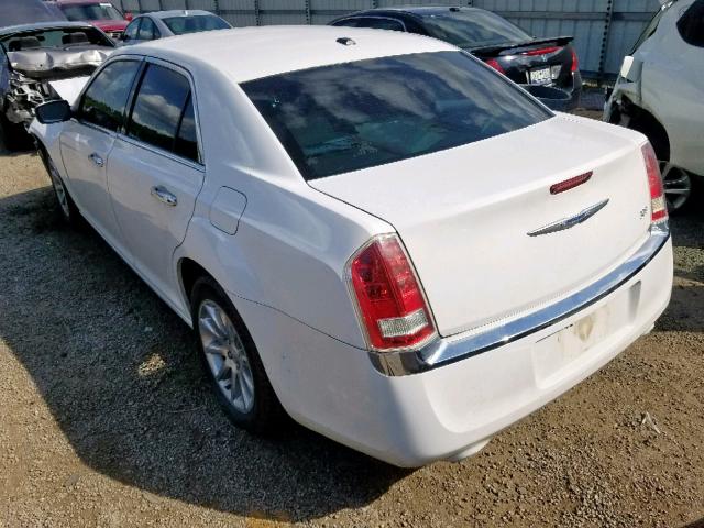 2C3CA5CG5BH533450 - 2011 CHRYSLER 300 LIMITE WHITE photo 3