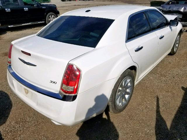 2C3CA5CG5BH533450 - 2011 CHRYSLER 300 LIMITE WHITE photo 4