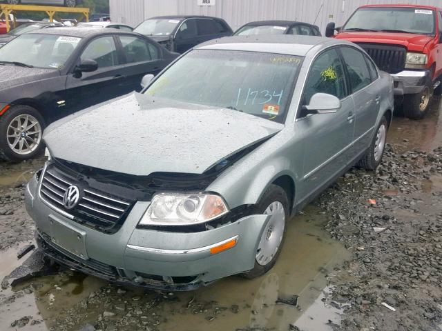 WVWMD63B54E185337 - 2004 VOLKSWAGEN PASSAT GL SILVER photo 2