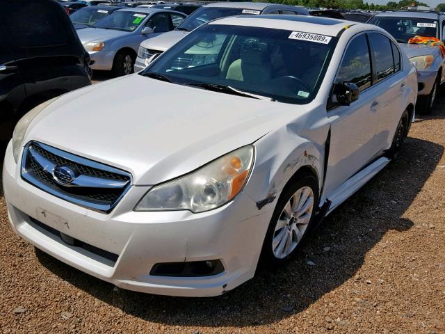 4S3BMDK64B2222778 - 2011 SUBARU LEGACY 3.6 WHITE photo 2