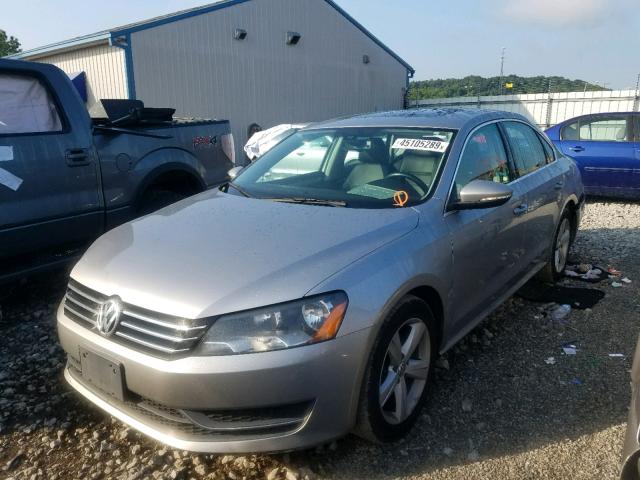 1VWBH7A31CC039764 - 2012 VOLKSWAGEN PASSAT SE SILVER photo 2