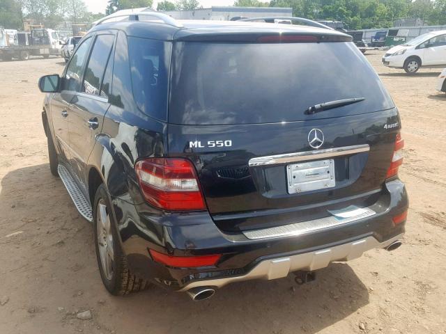 4JGBB72E29A482610 - 2009 MERCEDES-BENZ ML 550 BLACK photo 3