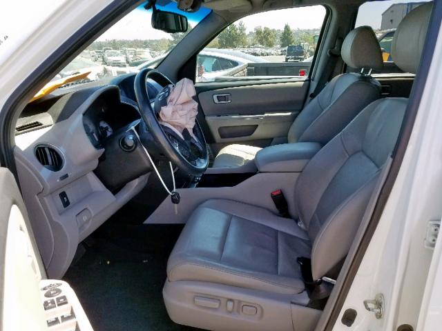 5FNYF4H57FB068847 - 2015 HONDA PILOT EXL WHITE photo 5