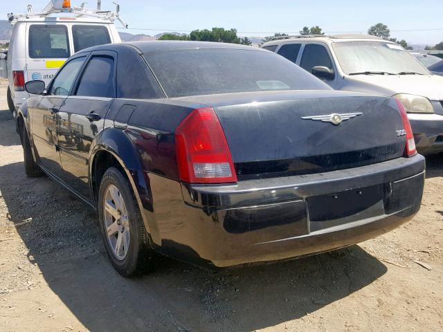 2C3KA43RX6H329000 - 2006 CHRYSLER 300 BLACK photo 3