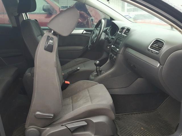 WVWMM7AJ0BW179646 - 2011 VOLKSWAGEN GOLF 黑色 照片 5