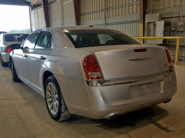 2C3CCACG5CH238305 - 2012 CHRYSLER 300 LIMITE SILVER photo 3