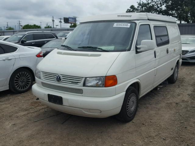 WV2EH8704VH120879 - 1997 VOLKSWAGEN EUROVAN CA WHITE photo 2