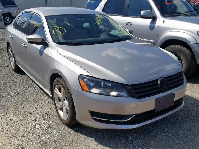 1VWBP7A33DC113982 - 2013 VOLKSWAGEN PASSAT SE GRAY photo 1