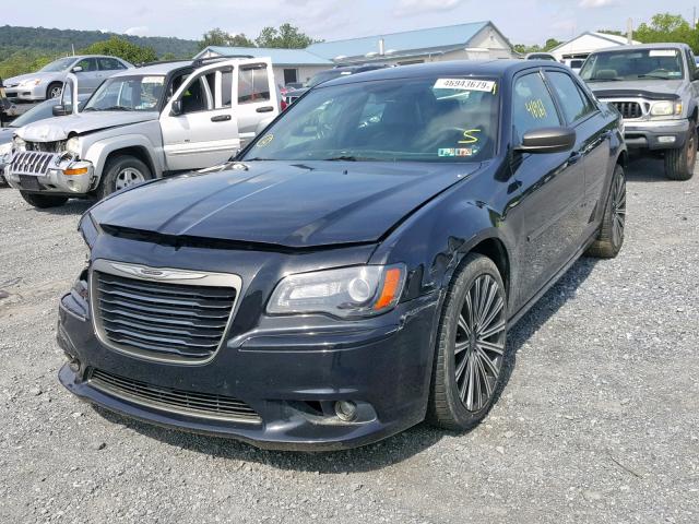 2C3CCAJG7EH263714 - 2014 CHRYSLER 300C VARVA BLACK photo 2