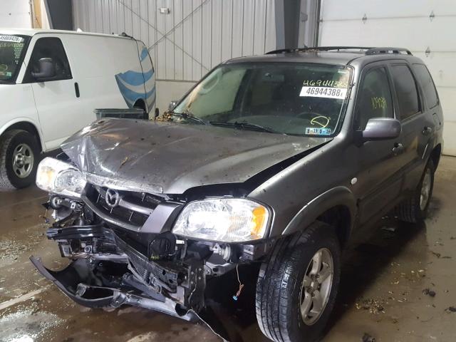 4F2YZ94126KM14393 - 2006 MAZDA TRIBUTE S GRAY photo 2