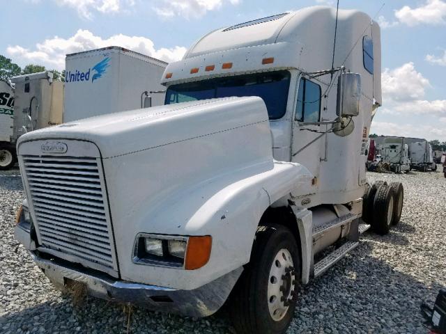 1FUJAHBG32LJ79171 - 2002 FREIGHTLINER CONVENTION WHITE photo 2