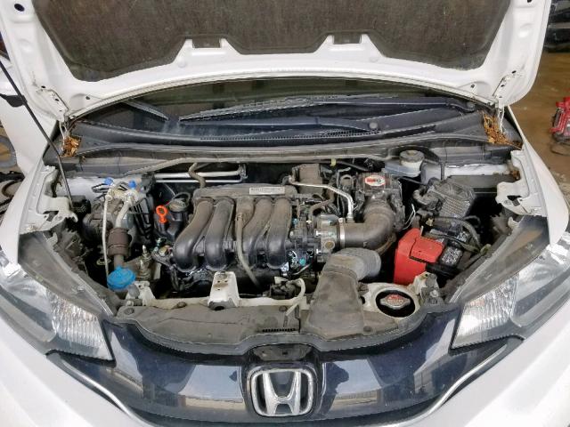 3HGGK5H81FM784390 - 2015 HONDA FIT EX WHITE photo 7