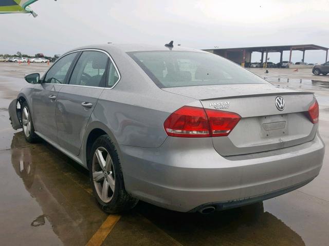 1VWBH7A34CC098761 - 2012 VOLKSWAGEN PASSAT SE SILVER photo 3