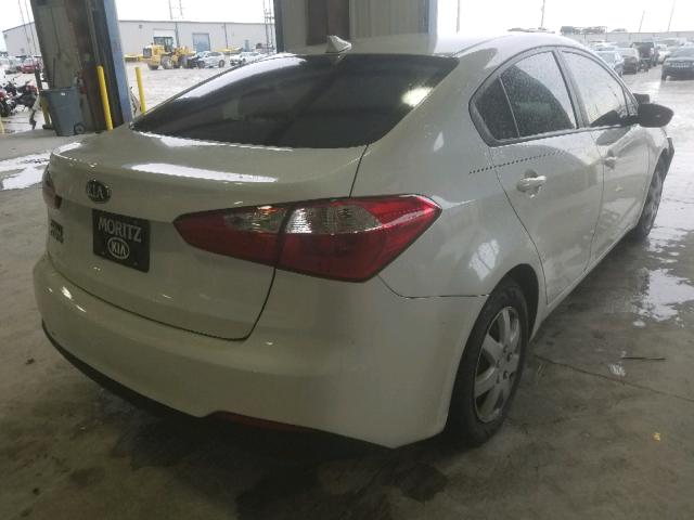 KNAFX4A65F5430860 - 2015 KIA FORTE LX WHITE photo 4