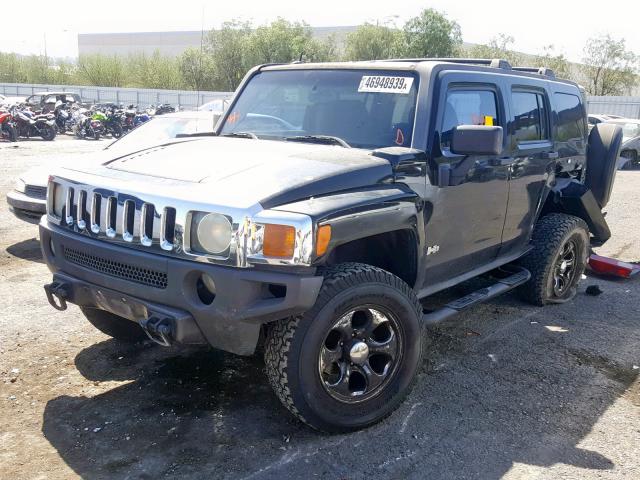 5GTDN136168108770 - 2006 HUMMER H3 BLACK photo 2