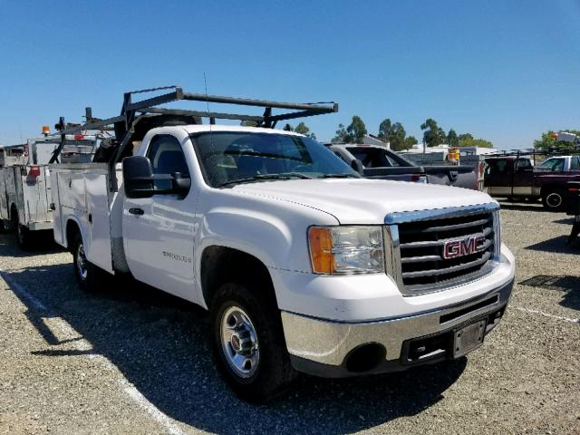 1GDHC24KX8E124689 - 2008 GMC SIERRA C25 WHITE photo 1