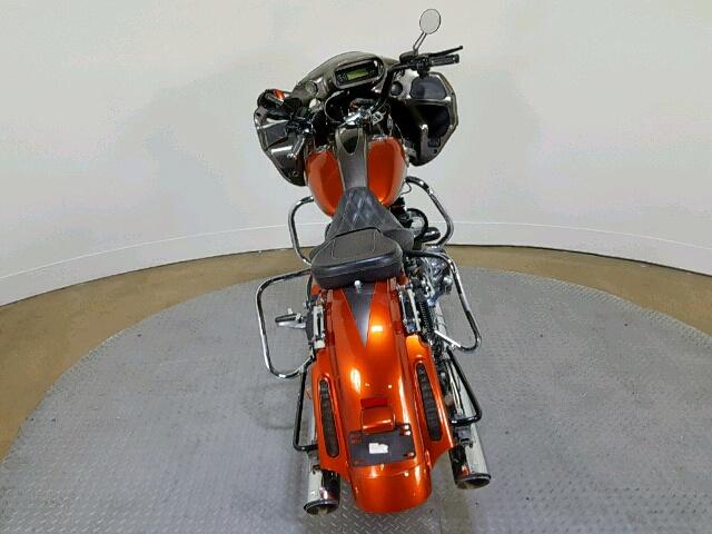 1HD1TC818DB962016 - 2013 HARLEY-DAVIDSON FLTRXSE CV ORANGE photo 9