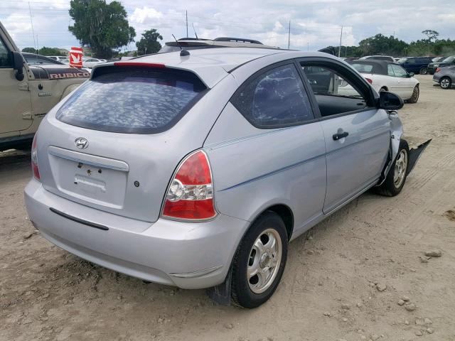 KMHCM36C37U001646 - 2007 HYUNDAI ACCENT GS SILVER photo 4