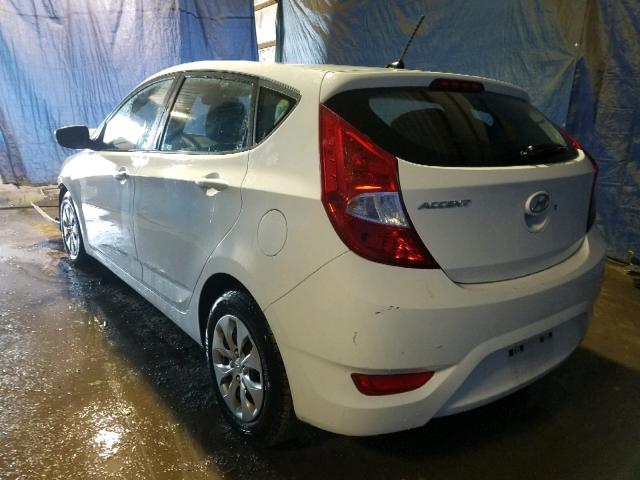 KMHCT5AE6HU338918 - 2017 HYUNDAI ACCENT SE WHITE photo 3