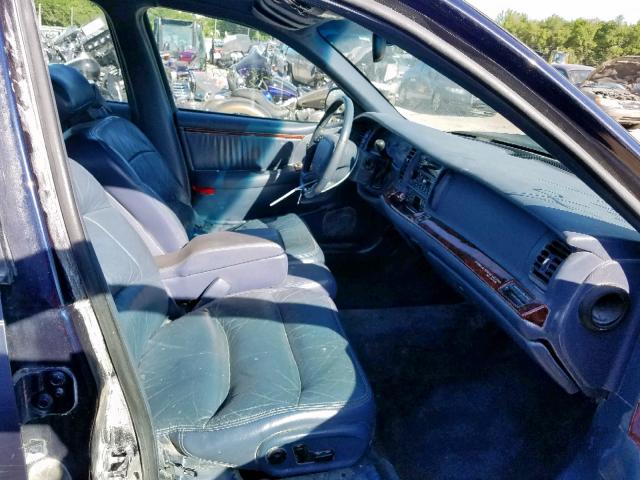 1G4CU5219W4623375 - 1998 BUICK PARK AVENU BLUE photo 5