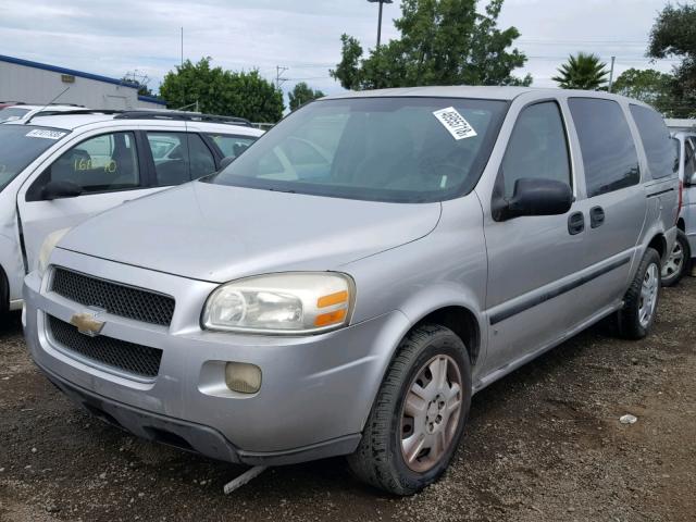 1GNDV23W98D123323 - 2008 CHEVROLET UPLANDER L SILVER photo 2