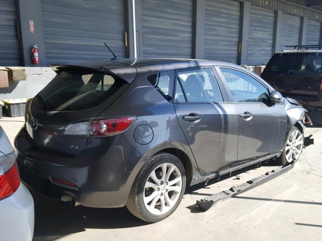 JM1BL1K64B1441408 - 2011 MAZDA 3 S GRAY photo 4