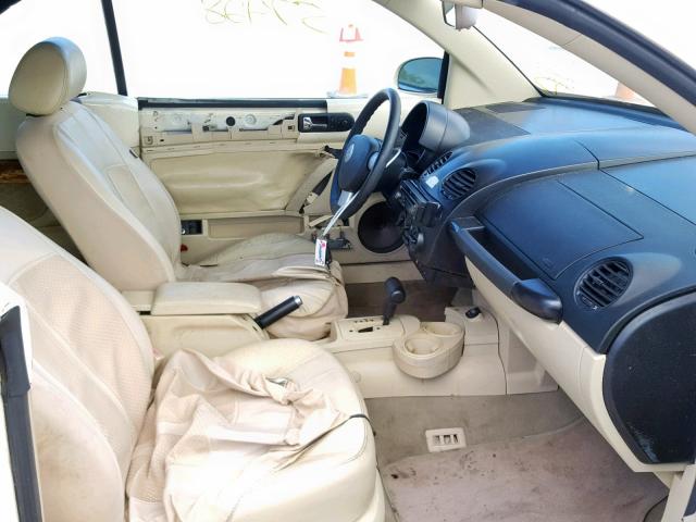 3VWCK21Y83M317577 - 2003 VOLKSWAGEN NEW BEETLE Creme Foto 5