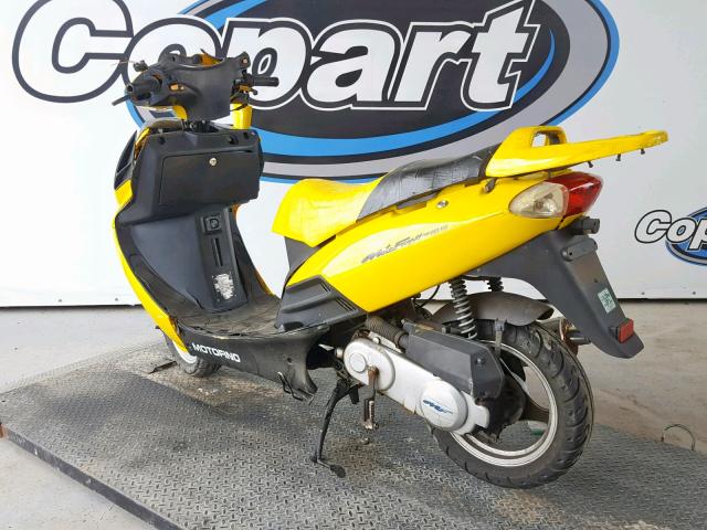 LFFWBT7C9A1000715 - 2010 ZHEJ MOTORCYCLE YELLOW photo 3