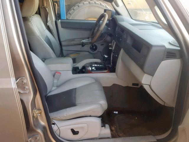 1J8HG58N16C198602 - 2006 JEEP COMMANDER 棕色 照片 5