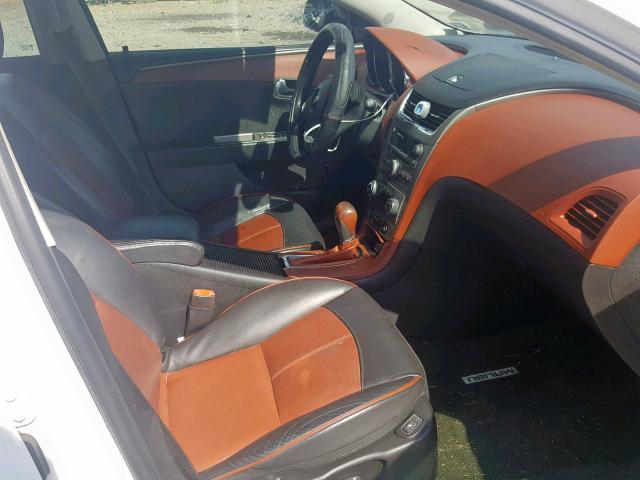 1G1ZK57B19F179819 - 2009 CHEVROLET MALIBU LTZ თეთრი ფოტო 5